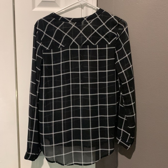 Merona XS high low shirt - Picture 2 of 3